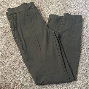 Athletes wander stash skinny pant 2 olive green